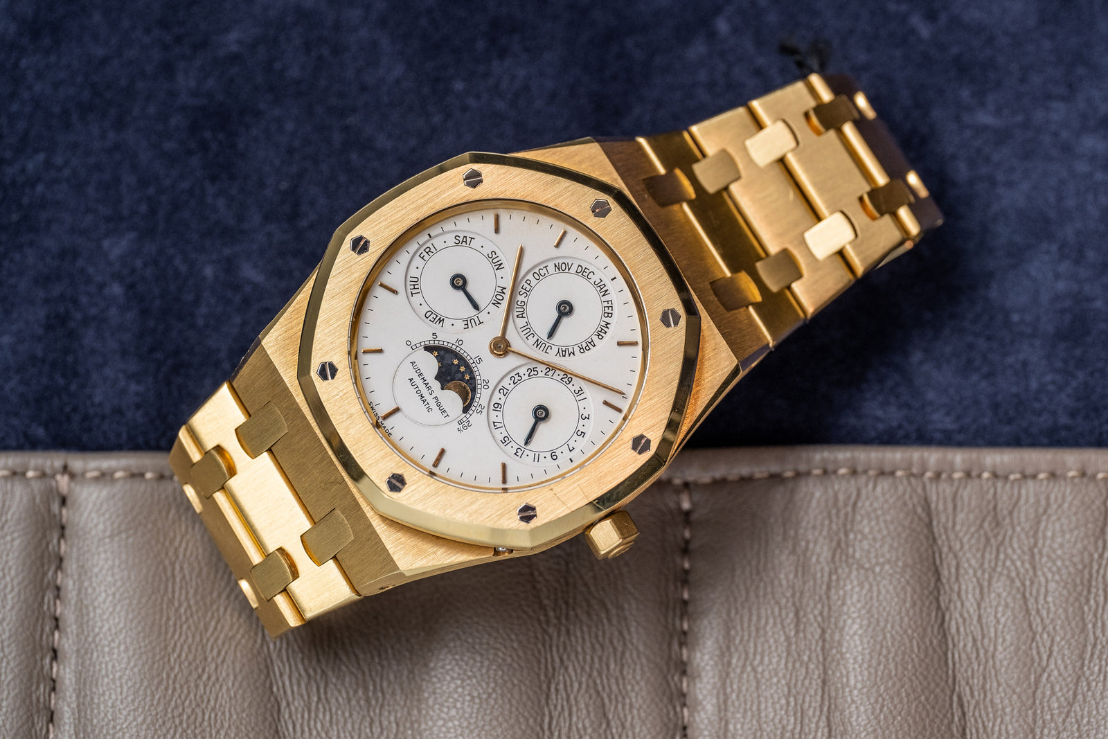 AudemarsPiguet_Theyellowgoldpe